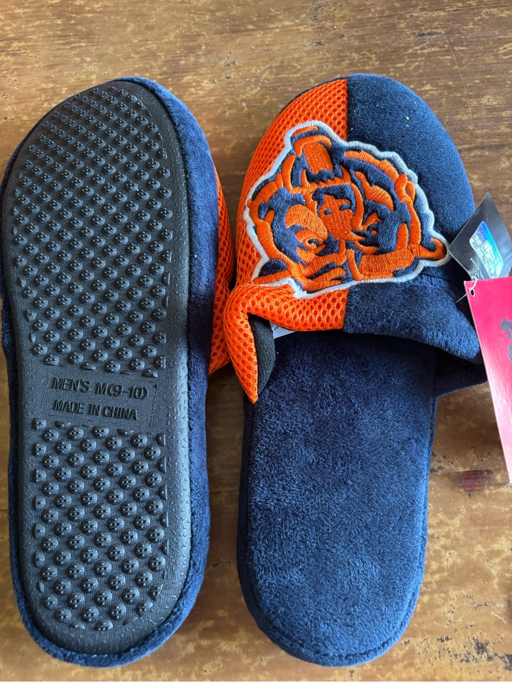 Chicago Bears slippers SZ MED (9-10)NFL FOCO NEW orange/blue